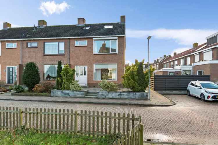 Eengezinswoning Te Koop in 12, IJsselmeerweg, Marken, Noord-Holland