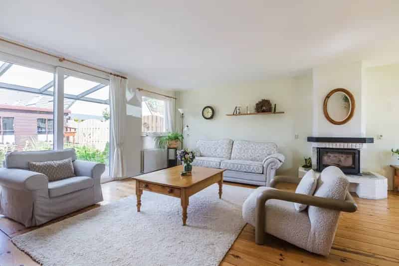 Huis te koop Almere: Licht en ruim huis met zonnige tuin