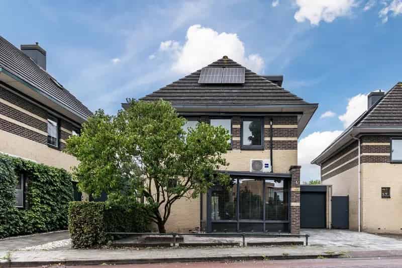 Vrijstaande woning met luxe en duurzaamheid nabij centrum