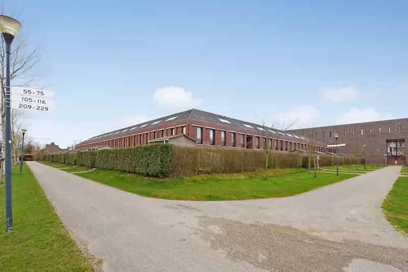 Eengezinswoning Nootdorp 3 slaapkamers grote tuin