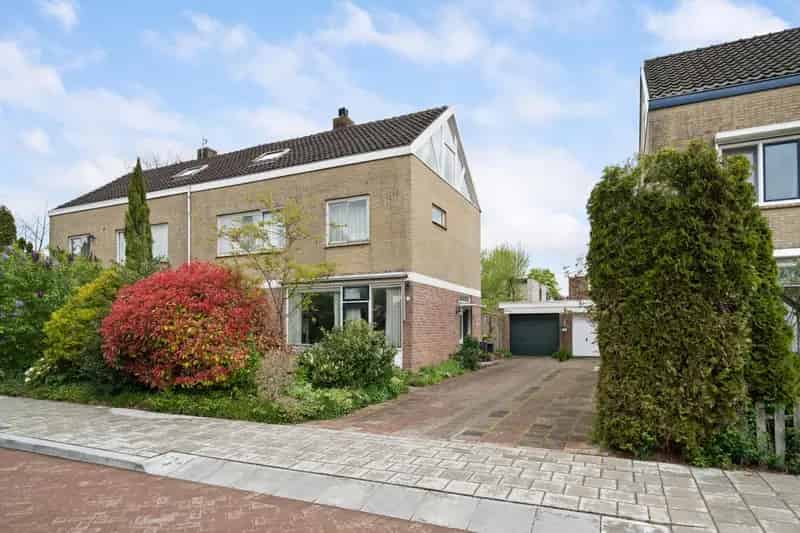 Ruime 6 Kamer 2 Onder 1 Kapwoning Rhoon Garage Royale Tuin