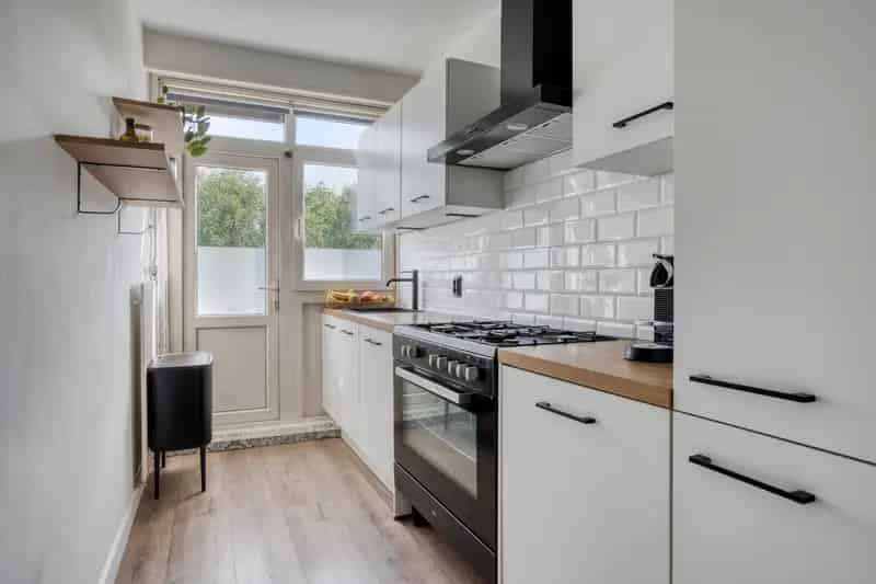 3-Kamerappartement Tilburg: Instapklaar gerenoveerd appartement nabij universiteit