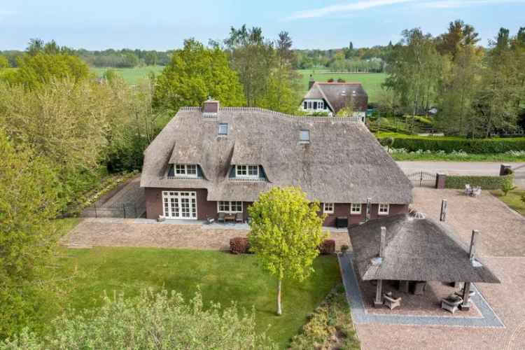 Langgevelboerderij met Stal 7 Ha Grond Nieuwbouw