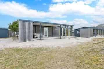 Ameland Lodge te Koop: Luxe Strandhuis nabij Vuurtoren