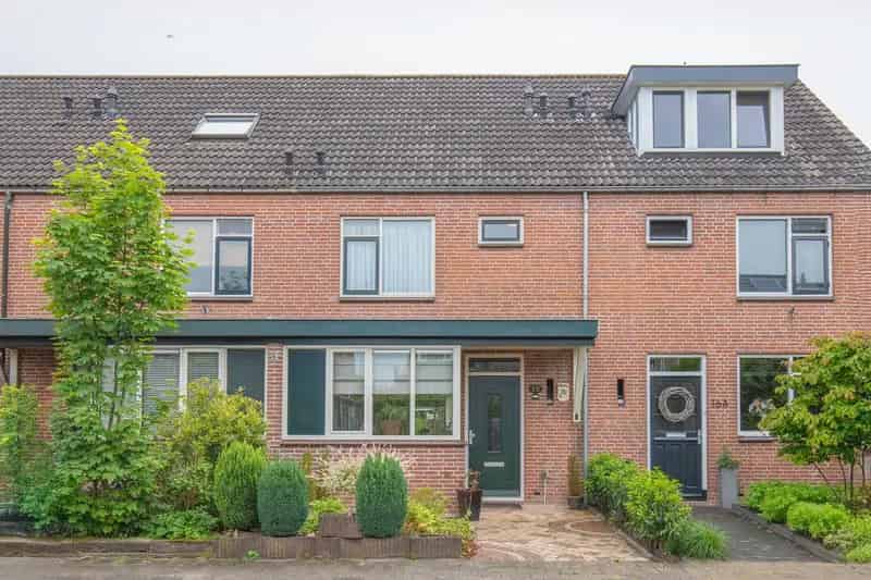 Tussenwoning Woudenberg 4 slaapkamers moderne badkamer