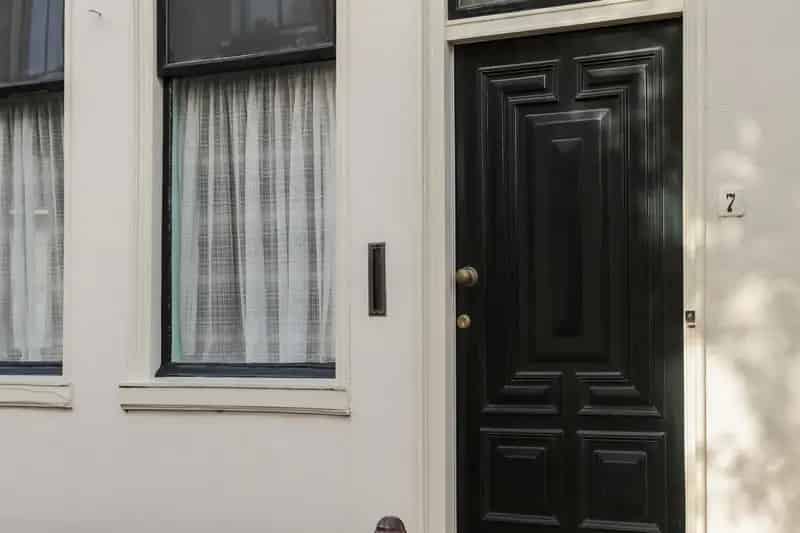 Huis te koop Abcoude Stationsstraat: Ruim hoekhuis met tuin en bedrijfsruimte
