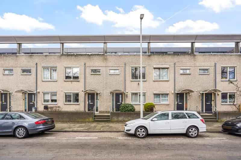 Ruime 4 5 Kamer Eengezinswoning 113m2 Nabij Winkels En Openbaar Vervoer