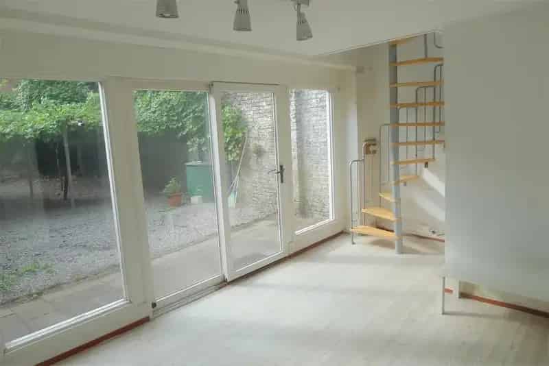 Appartement met 2 slaapkamers en tuin