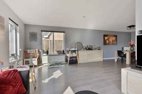 Vrijstaande woning 461m2 kindvriendelijke buurt 3 slaapkamers garage Westerschelde