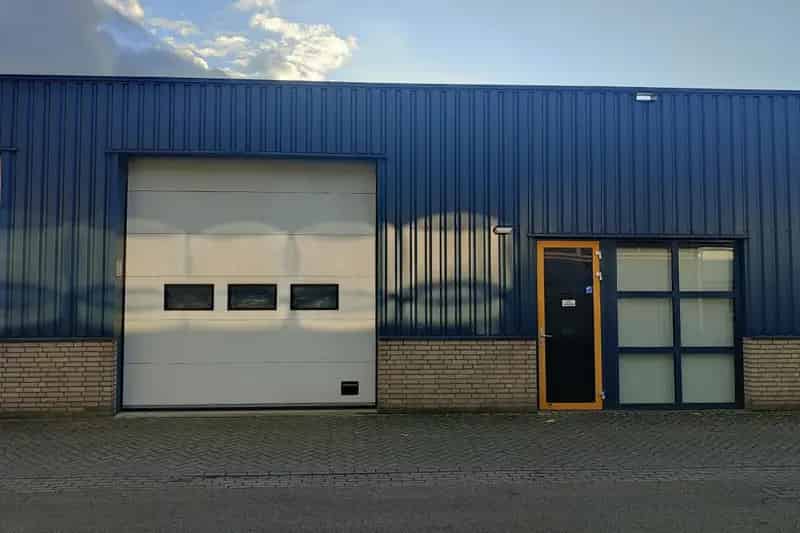 Bedrijfshal te Huur Weert 64m2 Graafschap Hornelaan