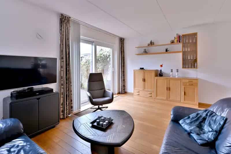 Huis te koop Deventer: Ruime woning met garage, tuin en nabij voorzieningen