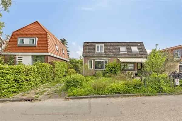 Kluswoning Amsterdam Noord: Ruime woning met 2 slaapkamers en tuin