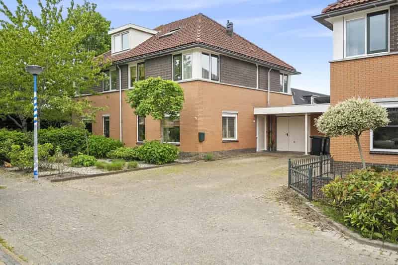 Ruime 6-kamer Tweekapper Anna Paulowna - 4 slaapkamers - ZW tuin
