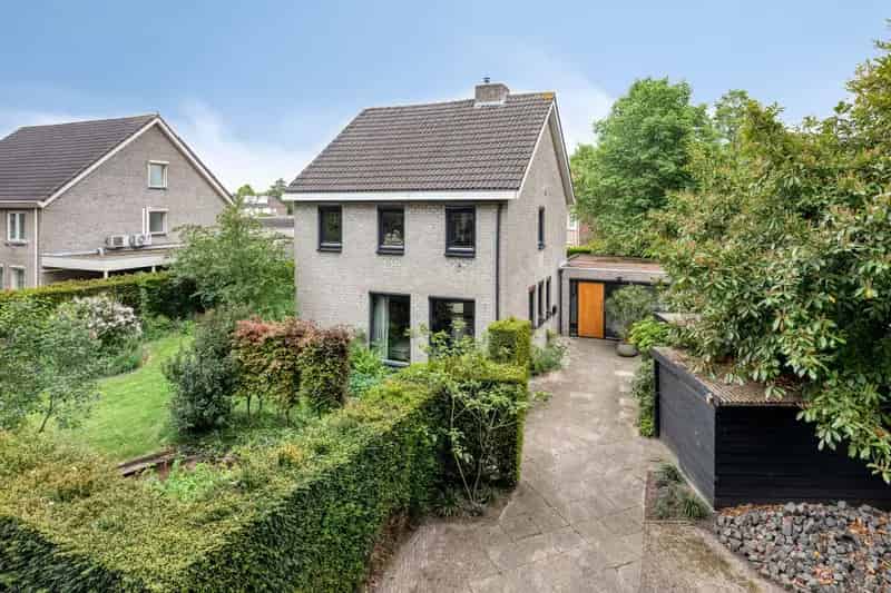 Vrijstaande woning Oss 4 slaapkamers luxe keuken tuin