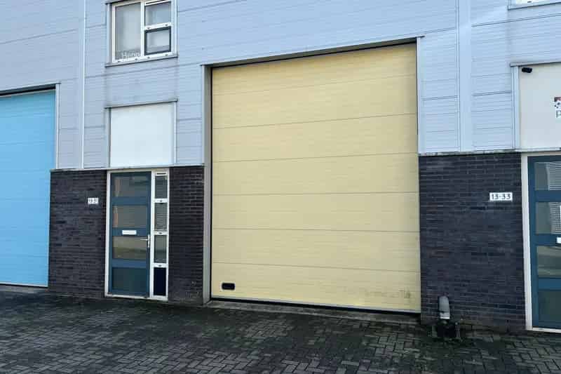 Bedrijfshal Hengelo 190m2 te huur