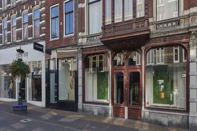 Winkel Utrecht | Zoek winkels te huur: Steenweg 40-42 3511 JS Utrecht [funda in business]