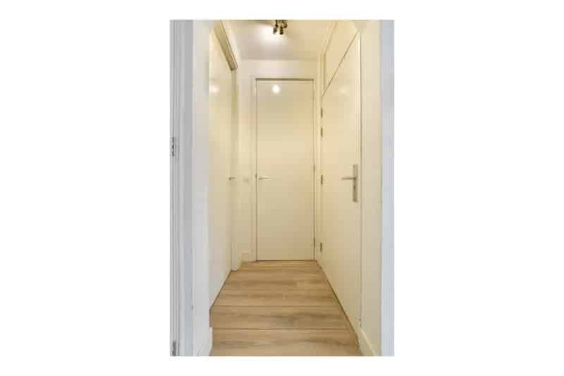 3 Slaapkamers Appartement 49m2 Jan van Galenstraat Amsterdam