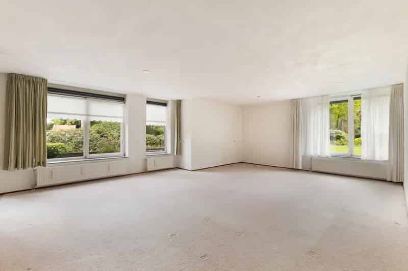 Luxe Senioren Appartement 124m2 Park Finspong Begane Grond