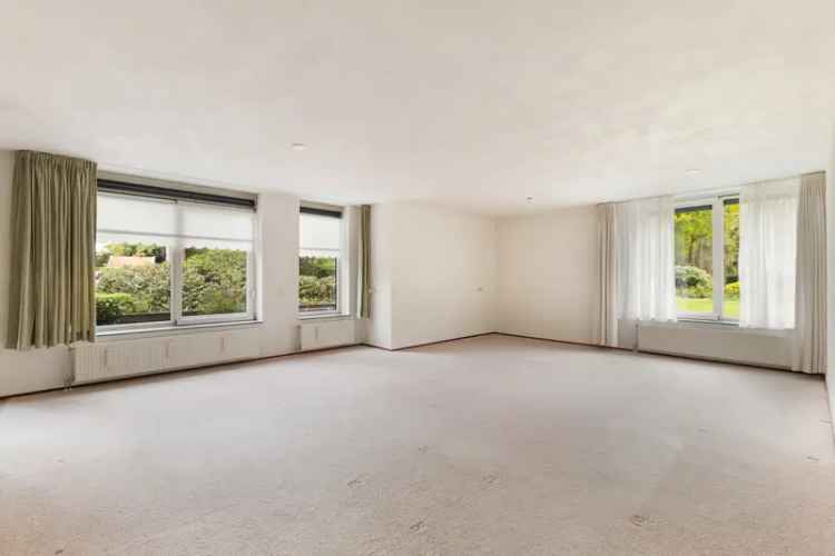 Luxe Senioren Appartement 124m2 Park Finspong Begane Grond