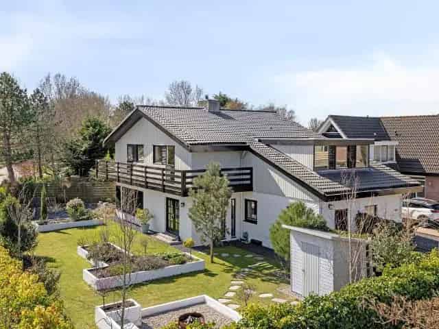 Luxe Villa Julianadorp 227m2 916m3 599m2 Perceel