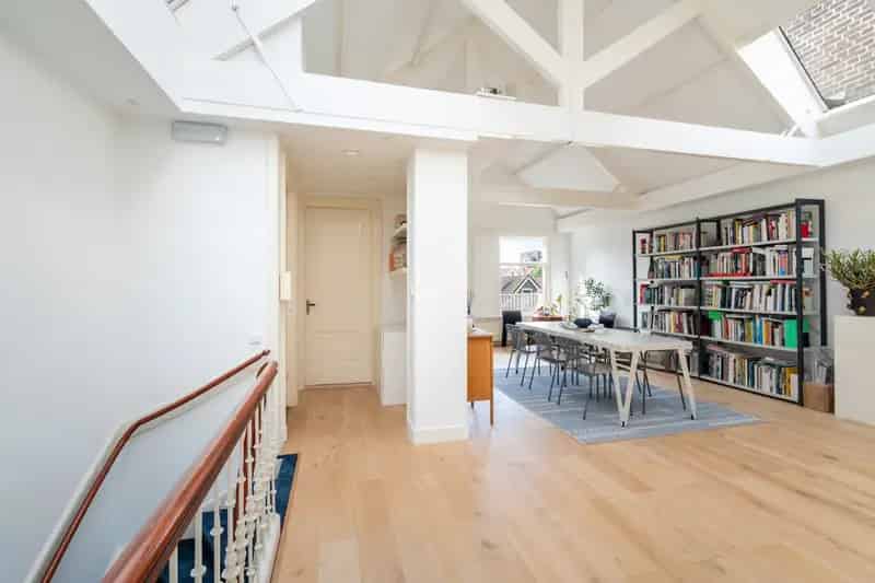 Luxe Bovenhuis Rotterdam 137m2  Hoge Plafonds Mezzanine