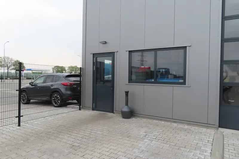 Bedrijfshal te Huur Wijster 968m²  Afsluitbaar Buitenterrein A28