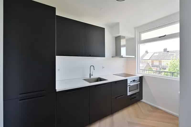 Geheel Gemoderniseerd 4 Kamer Appartement Bussum