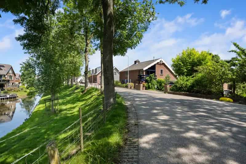 Essendijk 10 Rhoon: Landelijke charme en comfort