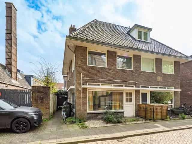 Bovenwoning te koop Hilversum Klein Rome 2 slaapkamers dakterras