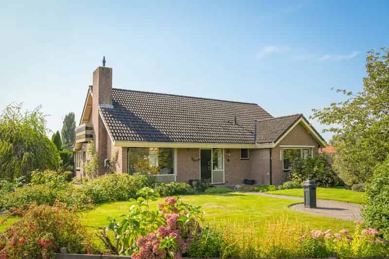 Vrijstaande woning Oosterwijk 5 slaapkamers grote tuin polder uitzicht