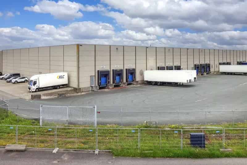 Bedrijfshal Amsterdam Westpoort 5700m2 te huur