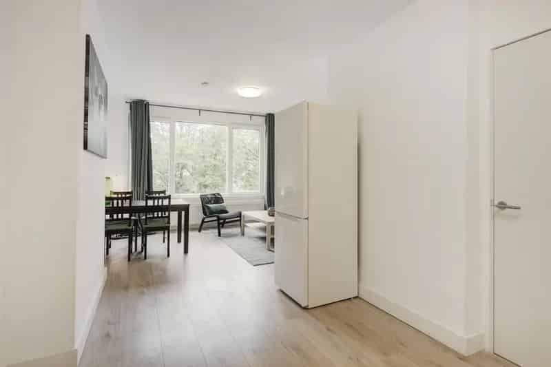 4 Kamer Bovenwoning Carnisse Gerenoveerd Instapklaar