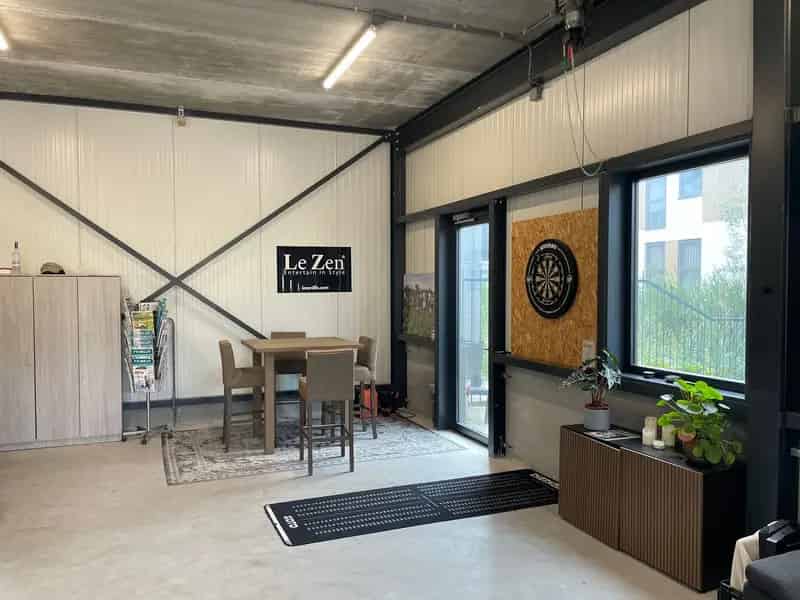 Bedrijfshal te Huur Nieuwerkerk aan den IJssel 106m2