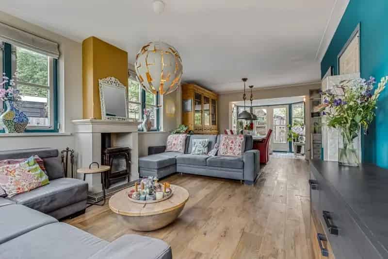 Jaren 50 woning Barneveld met bijwoning en 34 zonnepanelen