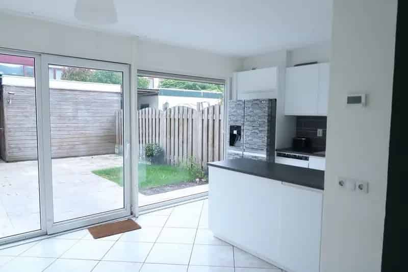 5 Slaapkamer Tussenwoning Batau Zuid Gerenoveerd
