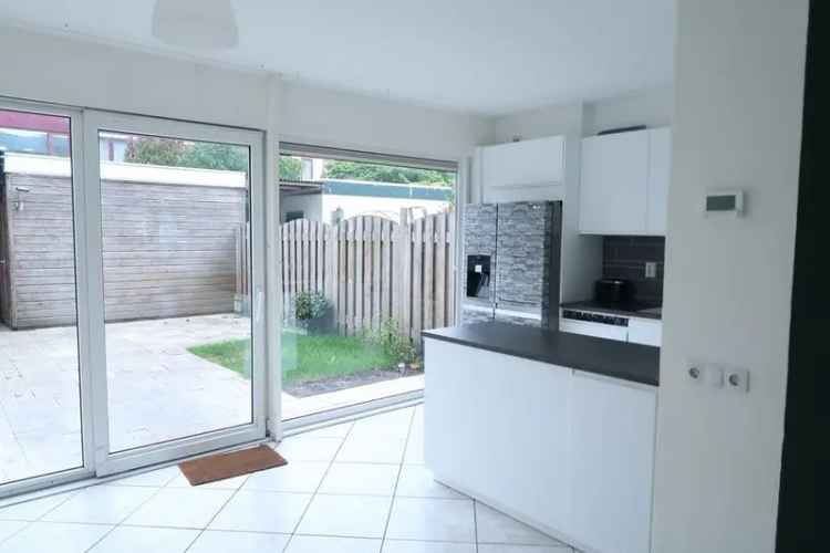 5 Slaapkamer Tussenwoning Batau Zuid Gerenoveerd