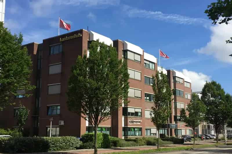 Kantoorruimte Leiden 934m² nabij NS station