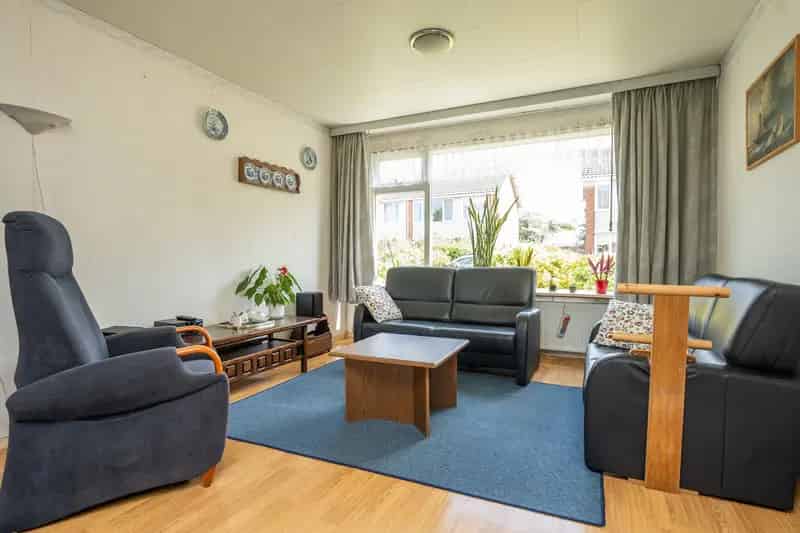 Royale Middenwoning 4 Slaapkamers Tuin Berging