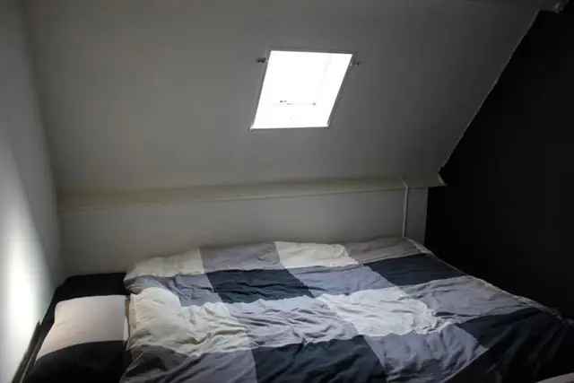Bovenwoning Amersfoort 20m2 1 kamer