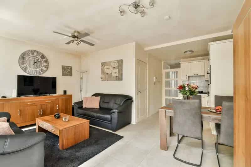 Appartement te koop Vlaardingen Centrum: 2-kamer woning met ruim terras
