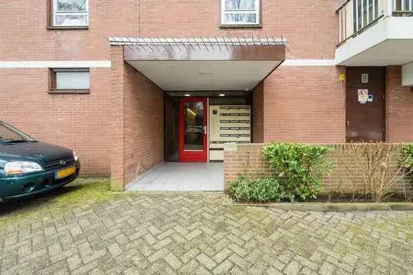 Appartement 82m2  Zuiden Balkon 2 slaapkamers  Eigen parkeren