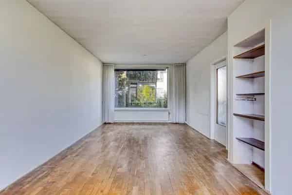 Ruime Tussenwoning 4 Slaapkamers Heerhugowaard