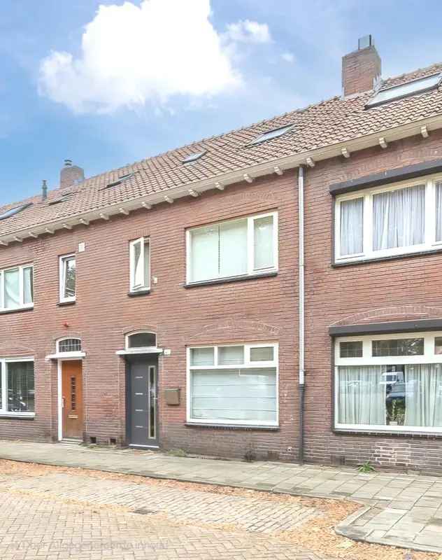 Eengezinswoning Te Koop in Tilburg, Noord-Brabant