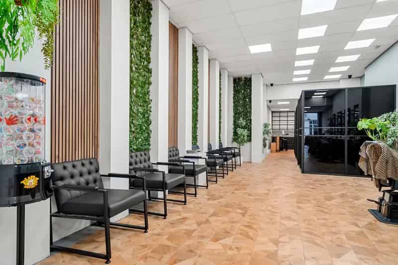 Belegging Velp: Winkelruimte Hoofdstraat 145m² Huurcontract Tot 2028