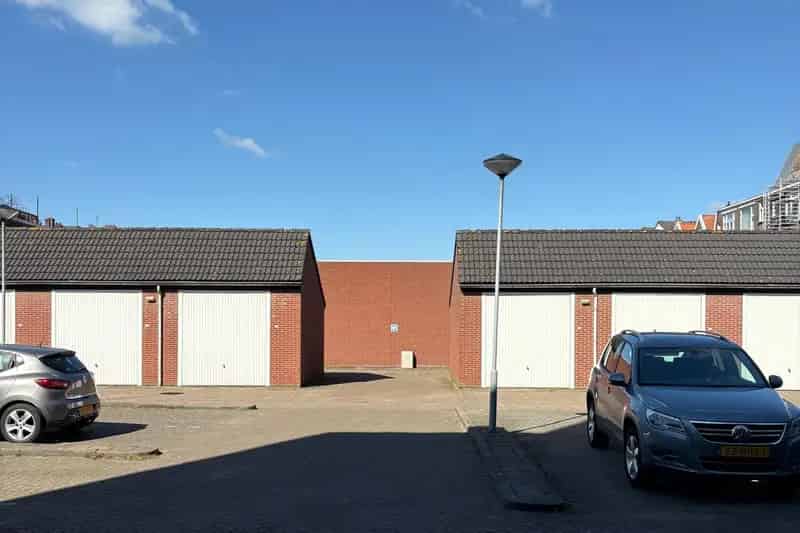 Garagebox Hillegersberg 21m2 te Huur Opslag Boot Caravan Oldtimer
