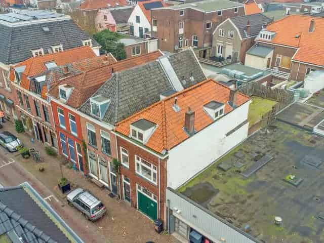 Karakteristieke Maisonnette Tiel Ruime Woonkamer Dakterras