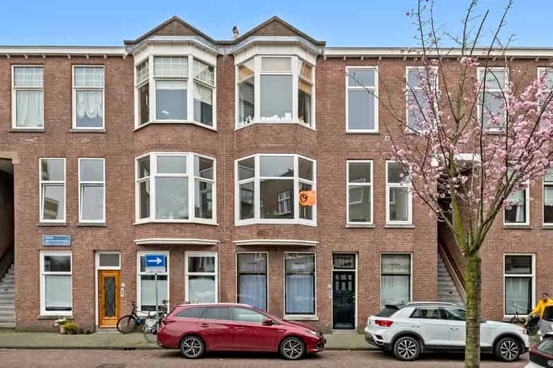 Ruime bovenwoning 3 slaapkamers Den Haag gerenoveerd 2021