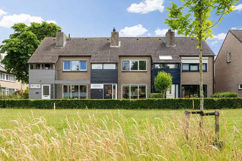 Huis te koop Boxtel: 4 slaapkamers, tuin op het zuiden