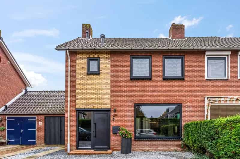 Luxe 2-onder-1-kapwoning Huissen nabij scholen en centrum