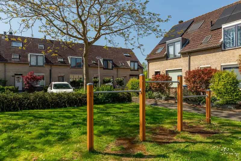 Instapklare Tussenwoning 4 Slaapkamers Barendrecht
